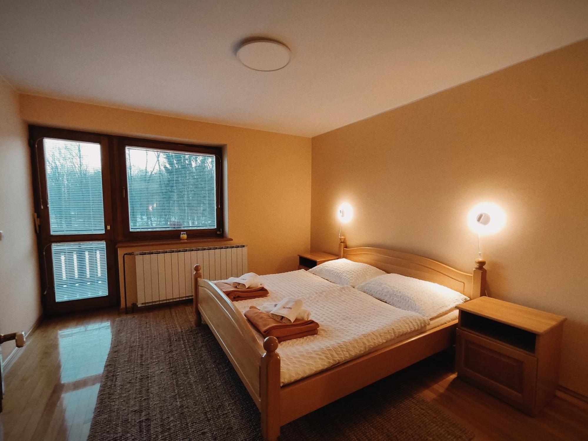 Rooms And Apartments Panker モラフスケ・トプリツェ エクステリア 写真